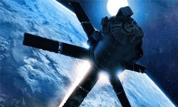 中国激光武器多厉害?打破美国4年记录千米外穿透5毫米钢板(图3) 中国激光武器多厉害?打破美国4年记录千米外穿透5毫米钢板(图3)