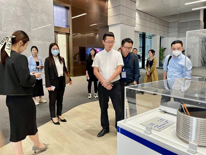 走访智能汽车制造名企大族激光拥抱逆向创新技术模式(图6) 走访智能汽车制造名企大族激光拥抱逆向创新技术模式(图6)