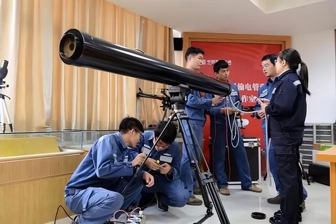 电力局用激光炮一炮能打断树枝?激光武器在中国被民用“白菜化”(图18) 电力局用激光炮一炮能打断树枝?激光武器在中国被民用“白菜化”(图18)