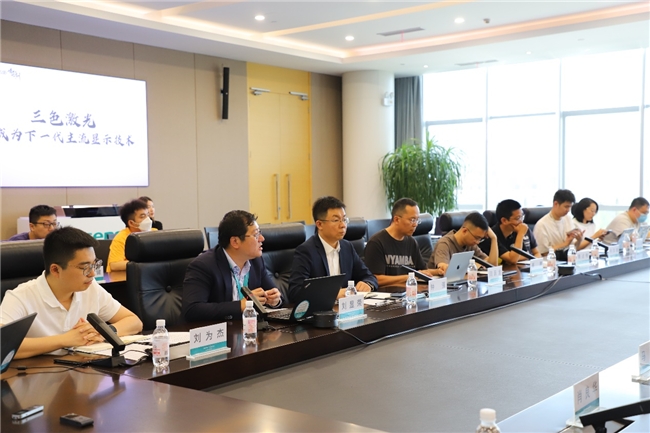投影行业头部品牌加入三色激光全家桶 Vidda引领技术方向