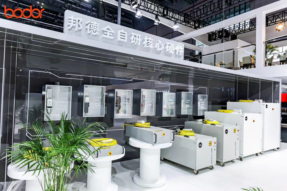 磁悬浮全自动激光切割机、重型切管机亮相工博会邦德激光无愧本届展王称号(图2) 磁悬浮全自动激光切割机、重型切管机亮相工博会邦德激光无愧本届展王称号(图2)