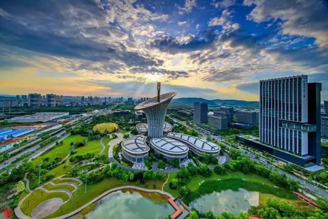 激光产业发源地的担当:国内首创行业引领(图3) 激光产业发源地的担当:国内首创行业引领(图3)