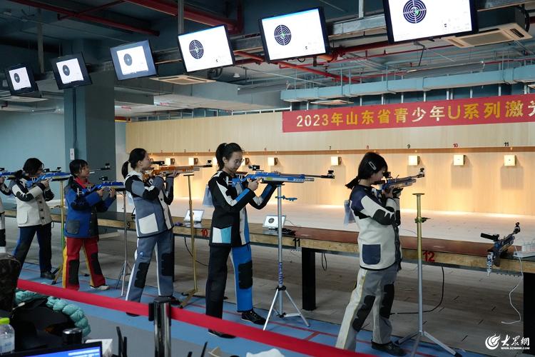 山东青岛:400余人共赴U系列激光射击比赛之约(图3) 山东青岛:400余人共赴U系列激光射击比赛之约(图3)