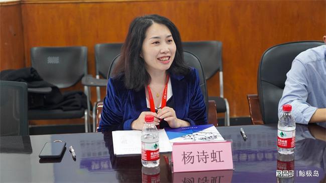 团体标准《激光雷达3D SLAM无人叉车技术规范》讨论会顺利举行(图2) 团体标准《激光雷达3D SLAM无人叉车技术规范》讨论会顺利举行(图2)