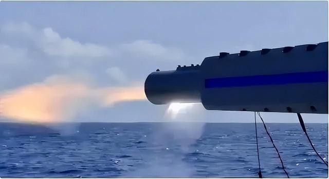 中国首艘导弹巡洋舰将下水055B舰首批不低于8艘惊现激光武器(图3)