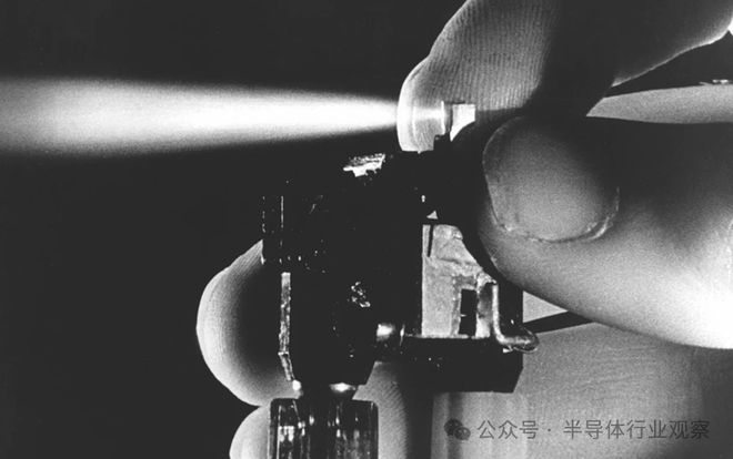 三巨头争霸半导体激光器(图2) 三巨头争霸半导体激光器(图2)