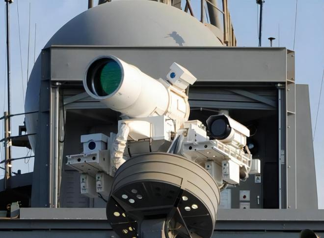 看了日本展出的新型激光武器再看珠海航展LW-60激光差距真大