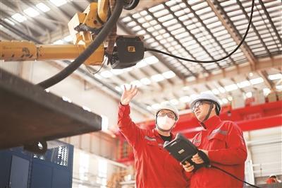 迈向高端化、智能化、绿色化