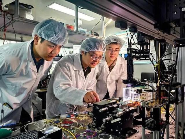 高下立判！中美同时宣布在量子领域的新突破美技术封锁沦为笑柄